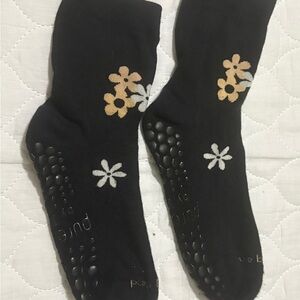 Pure Barre Black Floral Non-Slip Women's Socks